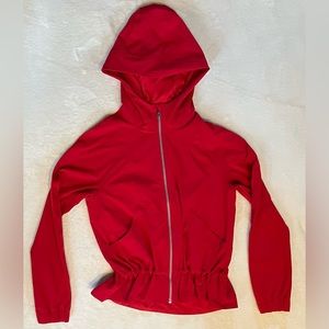 Lululemon Full Zip Draw String Peplum Bottom Red Hooded Jacket. Size 2.